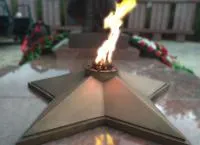 Звезда литье из бронзы (518296) поставка комплект горелка ГВД 379 10 89 00 ПС вечный огонь ø 1100 мм. монолит -  в Будённовске