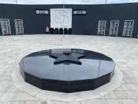Звезда чугун (518248) производство комплект горелка ГВД 379 10 89 00 ПС вечный огонь ø 1100 мм. монолит - литье  в Будённовске